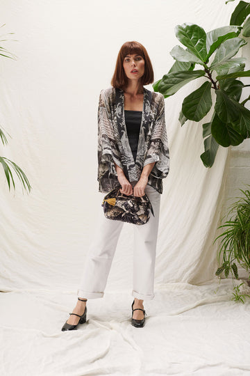 ONE HUNDRED STARS | Short Kimono Sunburst Grey